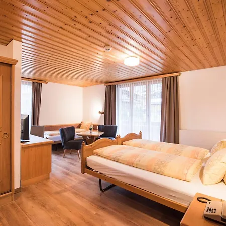 Brienzerburli 3* Brienz (Bern)