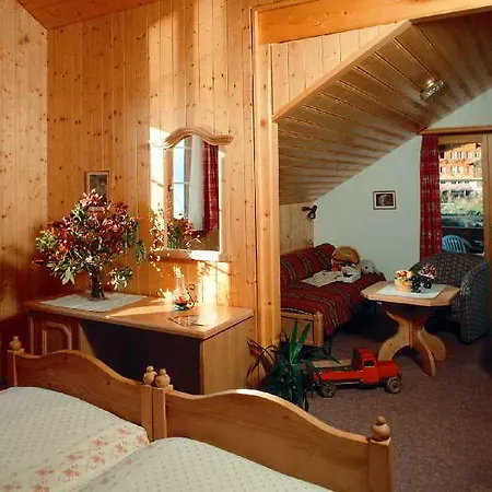 Brienzerburli Brienz (Bern)